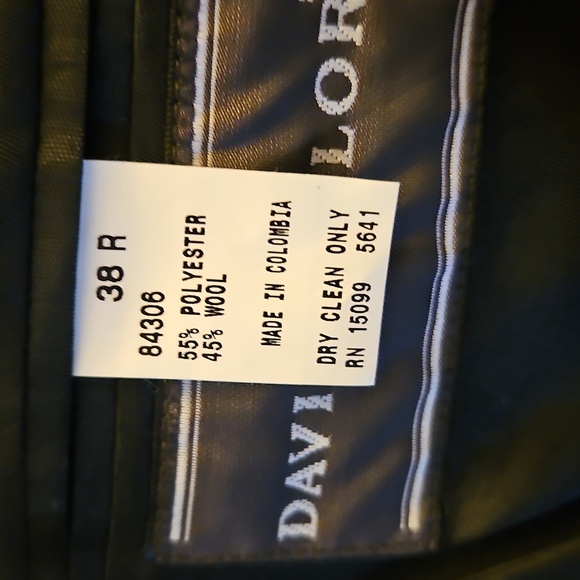 David Taylor men's size 38R black 45% wool 55% polyester blazer suit jacket - Picture 7 of 8